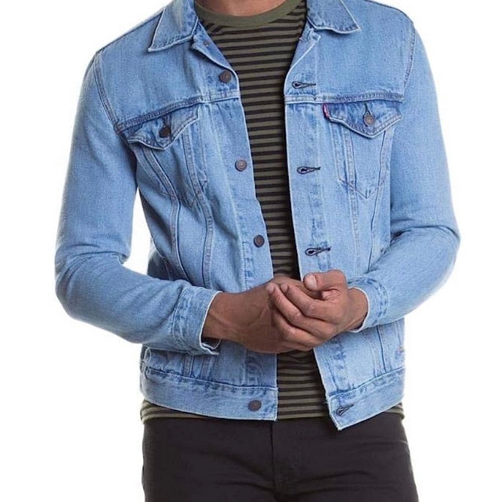 Levi’s jean jacket size large